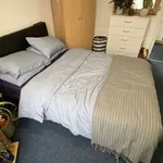 Rent 4 bedroom apartment in South East England