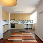 Rent 2 bedroom apartment of 163 m² in Barreiro