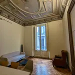 Rent a room of 420 m² in Barcelona