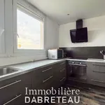 Appartement de 82 m² avec 3 chambre(s) en location à Pierre Benite