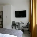 Rent 1 bedroom apartment of 26 m² in Cologne