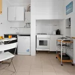 Rent 4 bedroom apartment of 60 m² in lisbon