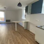 Appartement de 72 m² avec 3 chambre(s) en location à VALENCET