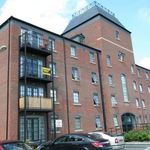 Rent 2 bedroom flat in North West England