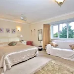 Rent 5 bedroom house in South East England