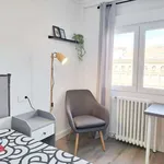 Rent a room of 75 m² in zaragoza