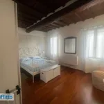 Affitto 3 camera appartamento di 70 m² in Florence