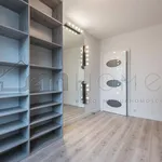 Rent 2 bedroom apartment of 68 m² in Poznań