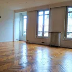 Appartement de 84 m² avec 2 chambre(s) en location à Lille