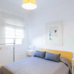 Rent a room of 110 m² in Madrid