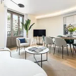 Rent 1 bedroom apartment of 91 m² in Madrid