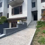 Villa a Schiera in affitto a Ispra via 1 Maggio, 29, arredato, giardino privato, box - TrovaCasa