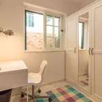 Rent 5 bedroom apartment of 90 m² in lisbon