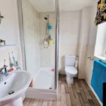 Rent 4 bedroom house in Wales