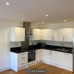 Flat to rent in Sussex House, Reading RG1