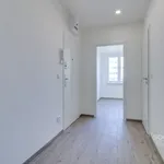 Pronajměte si 4 ložnic/e byt o rozloze 72 m² v Praha