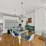 Rent 3 bedroom apartment in New York