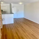 Rent 2 bedroom apartment in Gosford