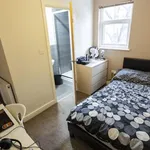 Rent 6 bedroom flat in West Midlands