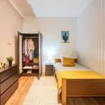 Rent a room in lisbon