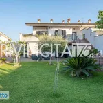 Rent 4 bedroom house of 200 m² in Rome