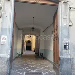 Affitto 2 camera appartamento di 80 m² in Napoli