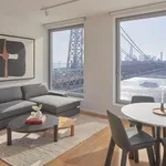 Rent 2 bedroom apartment in Brooklyn