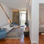 Rent 2 bedroom apartment of 100 m² in Porto