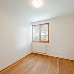 Pronajměte si 5 ložnic/e dům o rozloze 350 m² v Prague