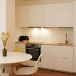 Rent 2 bedroom apartment of 76 m² in milan