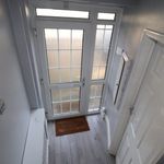 Rent 3 bedroom flat in East Of England