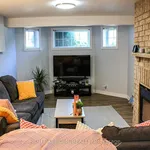 Rent 2 bedroom apartment of 179 m² in Barrie (Holly)