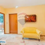 Rent 6 bedroom apartment of 252 m² in Palermo