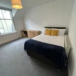 Rent 4 bedroom flat in Scotland