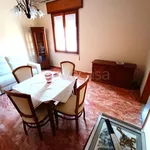 Rent 4 bedroom apartment of 70 m² in Adria