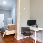 Rent 11 bedroom apartment in Lisbon