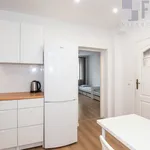 Rent 4 bedroom apartment of 73 m² in Poznan