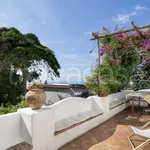 Rent 4 bedroom house of 130 m² in Anacapri