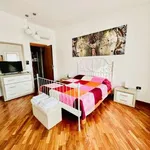 Rent 3 bedroom apartment of 90 m² in Brindisi