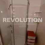 Rent 3 bedroom apartment of 75 m² in Център