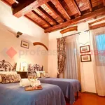 Rent 3 bedroom apartment of 89 m² in Florence