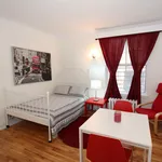 Rent 1 bedroom apartment in Montreal