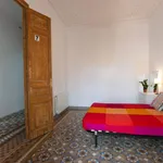 Rent 8 bedroom apartment in Barcelona