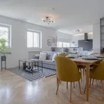 Rent 3 bedroom apartment of 85 m² in Porto