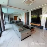 Rent 3 bedroom house of 375 m² in Phuket