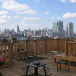 Rent 3 bedroom apartment in Brooklyn