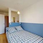 Rent a room of 80 m² in Marseille