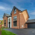 Rent 5 bedroom house in North West England