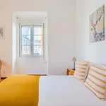 Rent 2 bedroom apartment of 60 m² in Lisbon