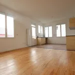 Appartement de 80 m² avec 3 chambre(s) en location à ROYAN